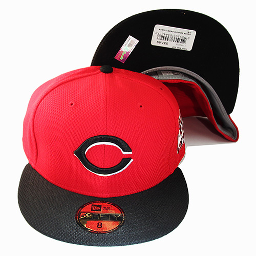 reds fitted hat with patch