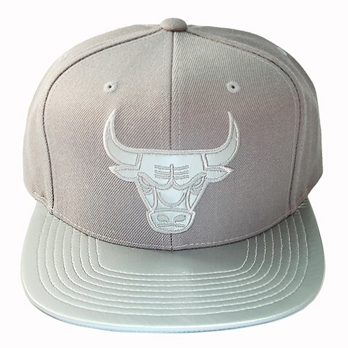 chicago bulls cap grey