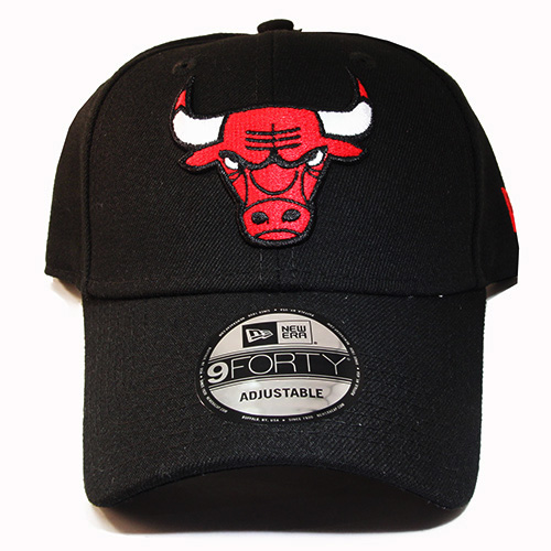 bulls strapback hat