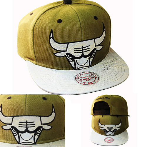 green bulls hat